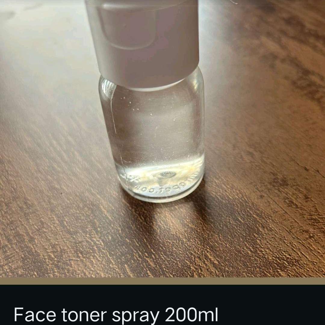 Face toner spray