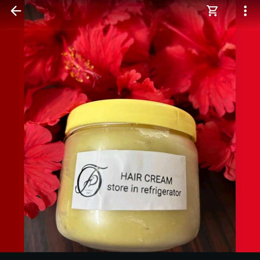 Hair cream / Shaving cream