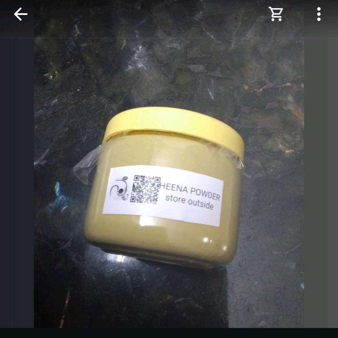 Henna powder